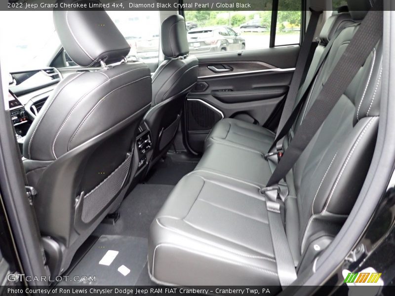 Diamond Black Crystal Pearl / Global Black 2022 Jeep Grand Cherokee Limited 4x4