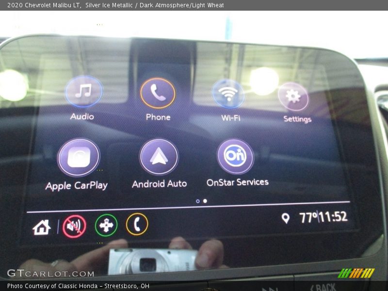 Silver Ice Metallic / Dark Atmosphere/Light Wheat 2020 Chevrolet Malibu LT