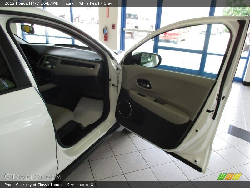 Platinum White Pearl / Gray 2019 Honda HR-V EX-L AWD