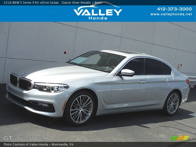 Glacier Silver Metallic / Black 2018 BMW 5 Series 540i xDrive Sedan