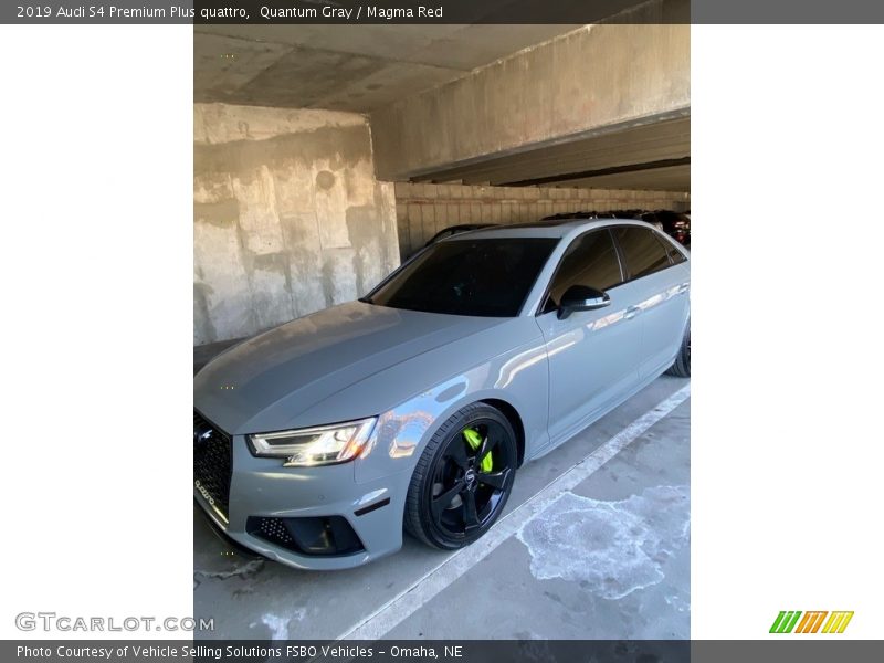 Quantum Gray / Magma Red 2019 Audi S4 Premium Plus quattro