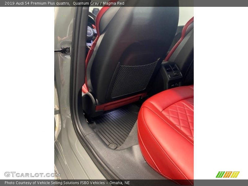 Quantum Gray / Magma Red 2019 Audi S4 Premium Plus quattro