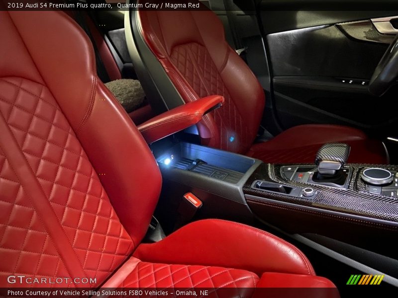 Quantum Gray / Magma Red 2019 Audi S4 Premium Plus quattro