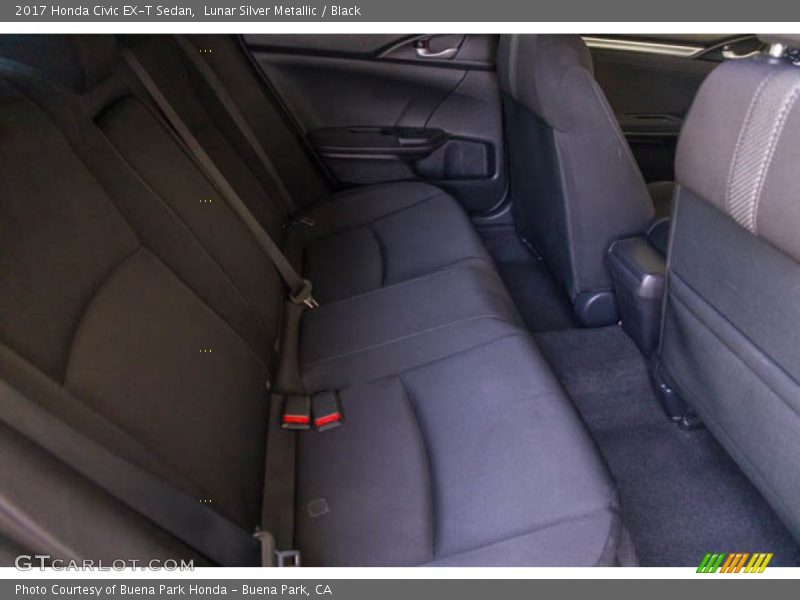 Lunar Silver Metallic / Black 2017 Honda Civic EX-T Sedan
