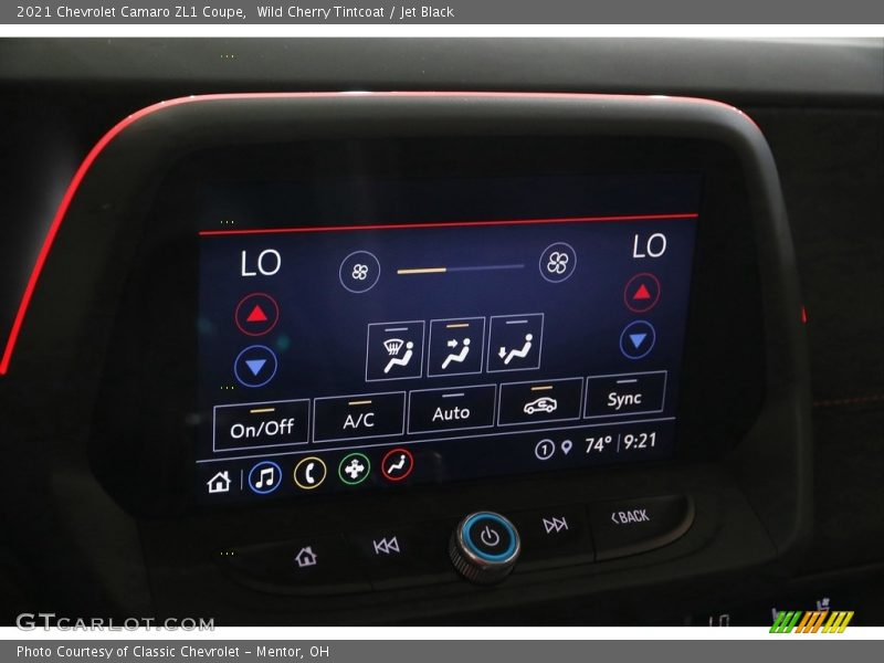 Controls of 2021 Camaro ZL1 Coupe