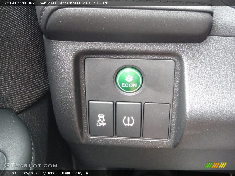Modern Steel Metallic / Black 2019 Honda HR-V Sport AWD