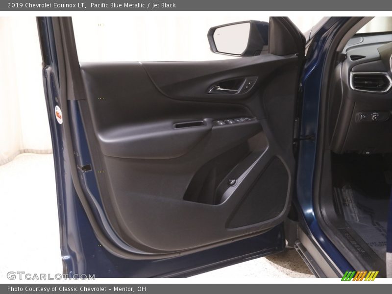 Pacific Blue Metallic / Jet Black 2019 Chevrolet Equinox LT