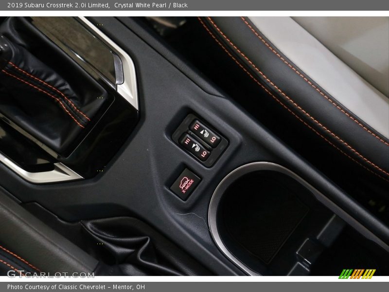 Crystal White Pearl / Black 2019 Subaru Crosstrek 2.0i Limited