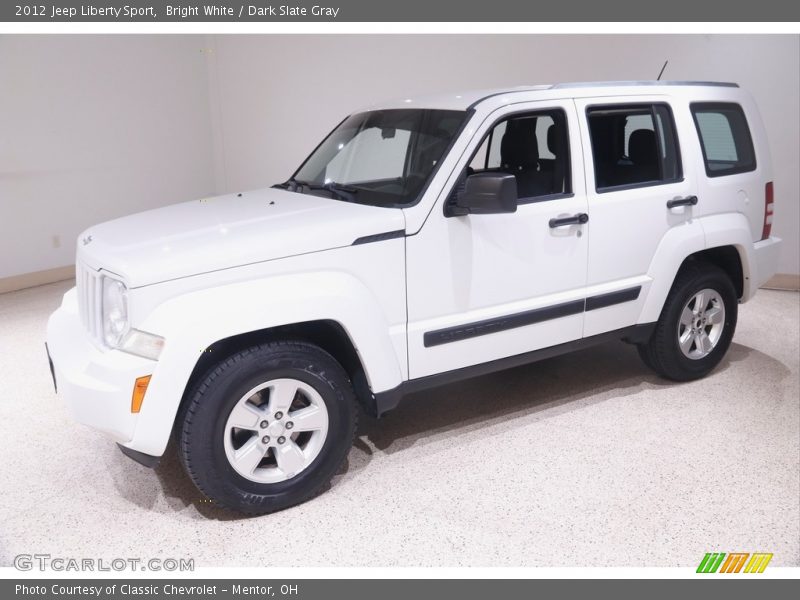 Bright White / Dark Slate Gray 2012 Jeep Liberty Sport