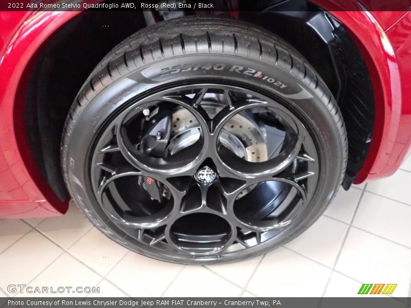  2022 Stelvio Quadrifoglio AWD Wheel
