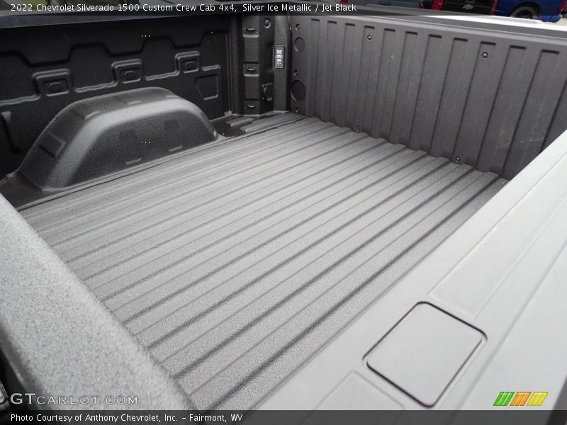 Silver Ice Metallic / Jet Black 2022 Chevrolet Silverado 1500 Custom Crew Cab 4x4