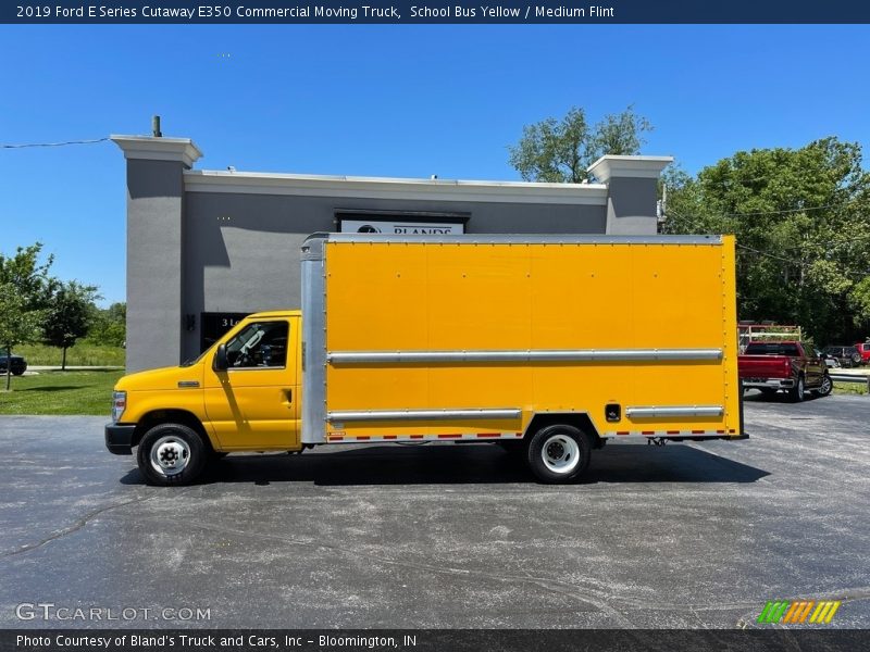 School Bus Yellow / Medium Flint 2019 Ford E Series Cutaway E350 Commercial Moving Truck