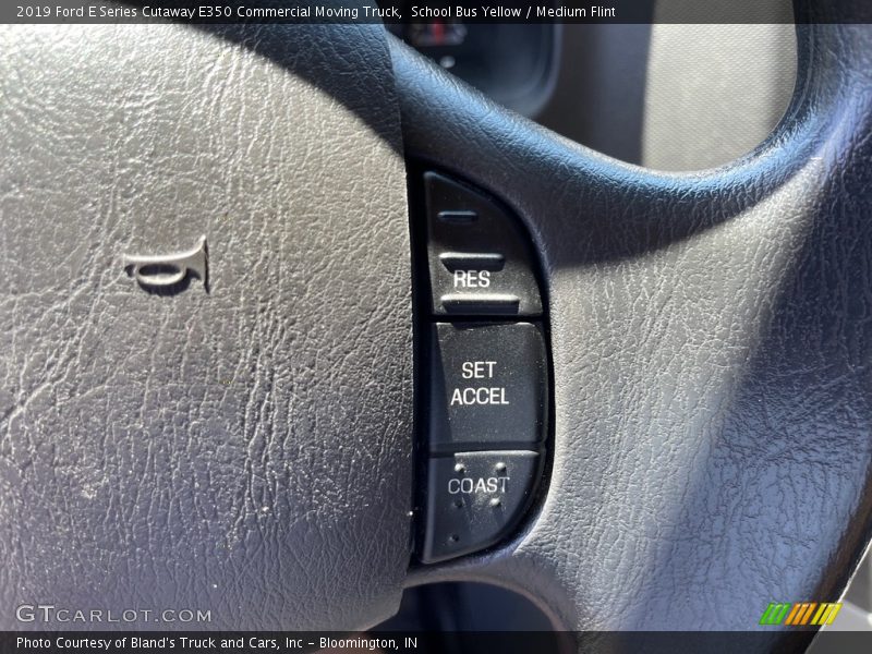 School Bus Yellow / Medium Flint 2019 Ford E Series Cutaway E350 Commercial Moving Truck