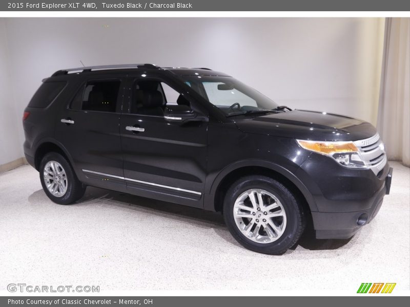 Tuxedo Black / Charcoal Black 2015 Ford Explorer XLT 4WD