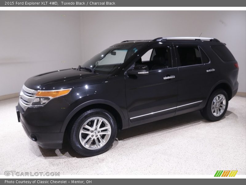 Tuxedo Black / Charcoal Black 2015 Ford Explorer XLT 4WD