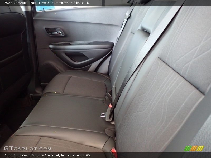 Summit White / Jet Black 2022 Chevrolet Trax LT AWD