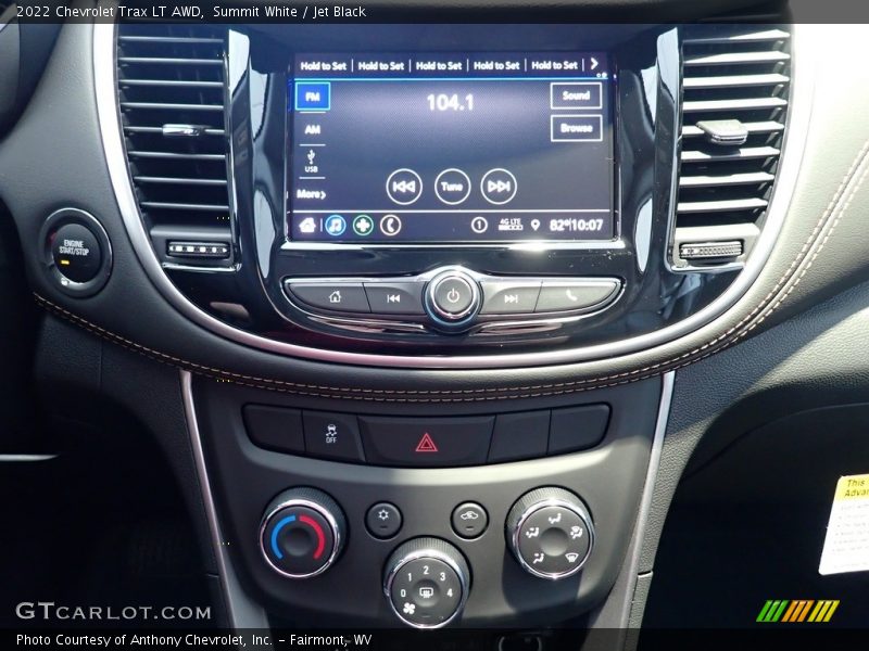 Summit White / Jet Black 2022 Chevrolet Trax LT AWD