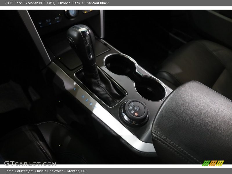 Tuxedo Black / Charcoal Black 2015 Ford Explorer XLT 4WD
