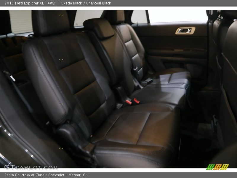 Tuxedo Black / Charcoal Black 2015 Ford Explorer XLT 4WD