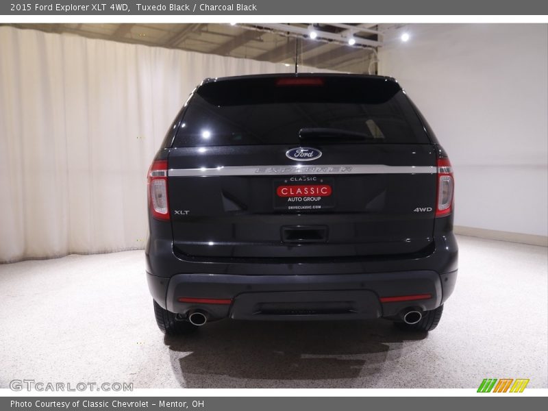 Tuxedo Black / Charcoal Black 2015 Ford Explorer XLT 4WD