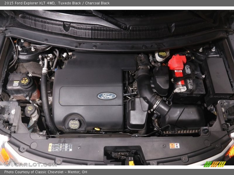 Tuxedo Black / Charcoal Black 2015 Ford Explorer XLT 4WD