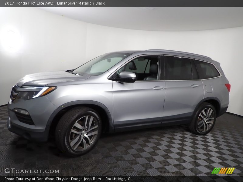 Lunar Silver Metallic / Black 2017 Honda Pilot Elite AWD