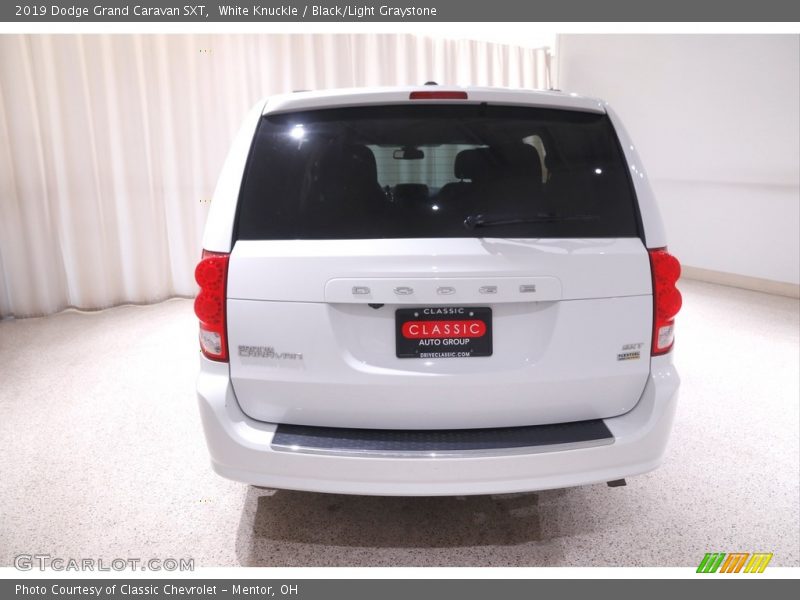 White Knuckle / Black/Light Graystone 2019 Dodge Grand Caravan SXT