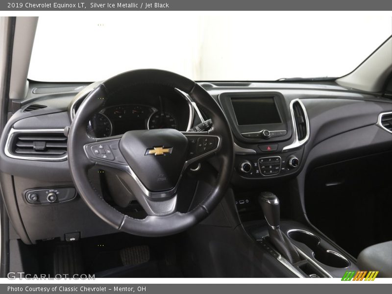 Silver Ice Metallic / Jet Black 2019 Chevrolet Equinox LT