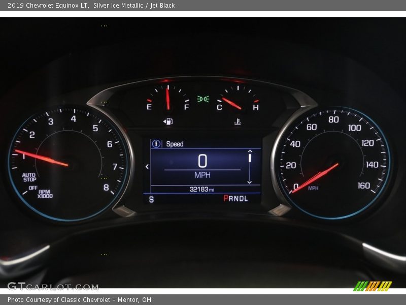 Silver Ice Metallic / Jet Black 2019 Chevrolet Equinox LT