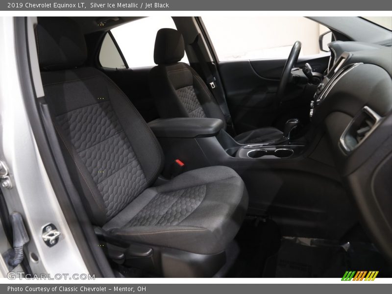 Silver Ice Metallic / Jet Black 2019 Chevrolet Equinox LT