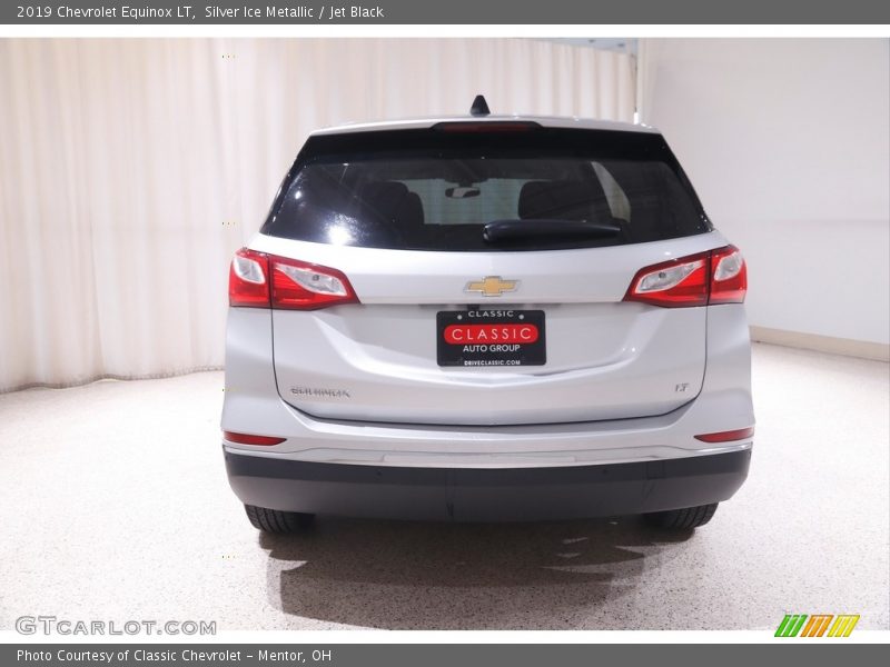 Silver Ice Metallic / Jet Black 2019 Chevrolet Equinox LT
