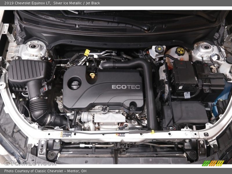 Silver Ice Metallic / Jet Black 2019 Chevrolet Equinox LT