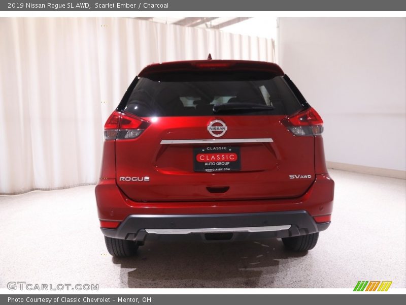 Scarlet Ember / Charcoal 2019 Nissan Rogue SL AWD