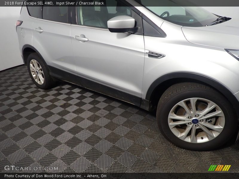 Ingot Silver / Charcoal Black 2018 Ford Escape SEL 4WD