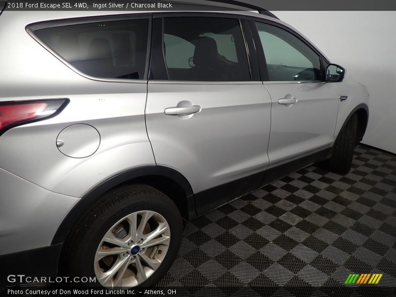Ingot Silver / Charcoal Black 2018 Ford Escape SEL 4WD