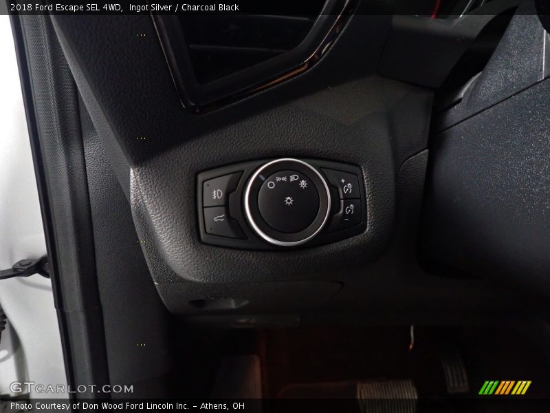 Ingot Silver / Charcoal Black 2018 Ford Escape SEL 4WD