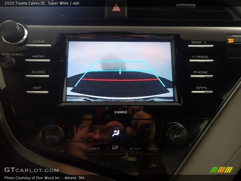 Super White / Ash 2020 Toyota Camry SE