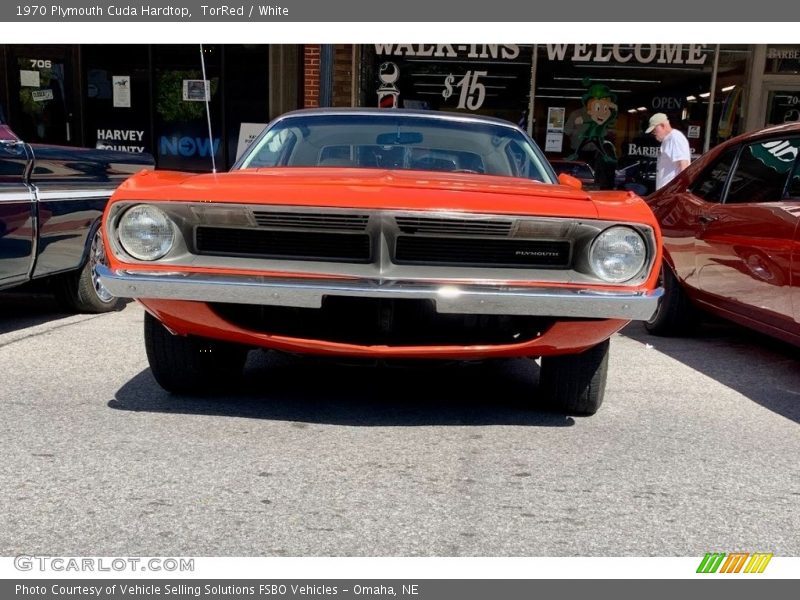 TorRed / White 1970 Plymouth Cuda Hardtop
