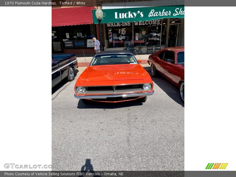 TorRed / White 1970 Plymouth Cuda Hardtop