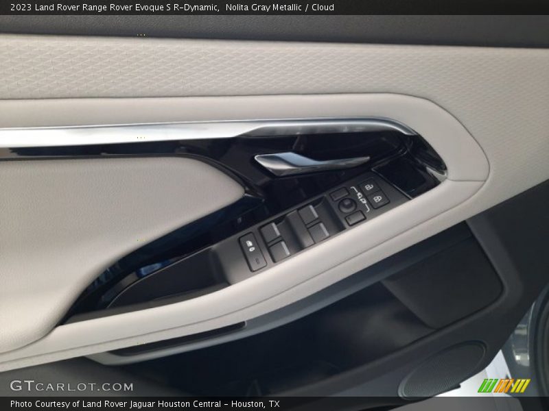 Nolita Gray Metallic / Cloud 2023 Land Rover Range Rover Evoque S R-Dynamic