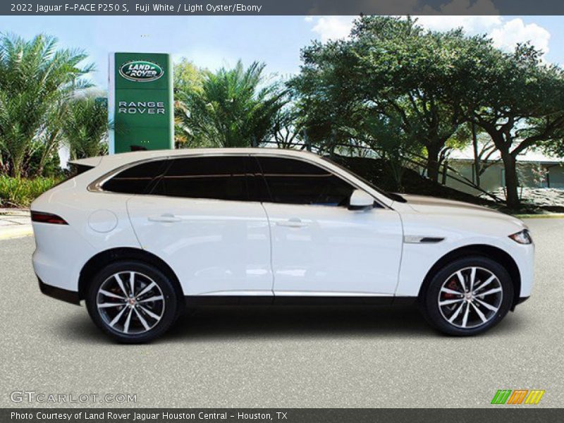 Fuji White / Light Oyster/Ebony 2022 Jaguar F-PACE P250 S