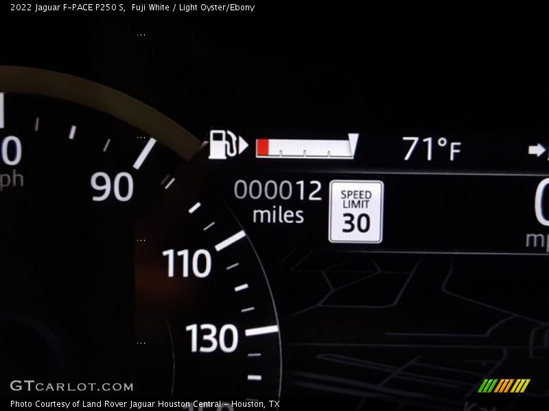 Fuji White / Light Oyster/Ebony 2022 Jaguar F-PACE P250 S