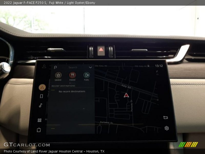 Fuji White / Light Oyster/Ebony 2022 Jaguar F-PACE P250 S
