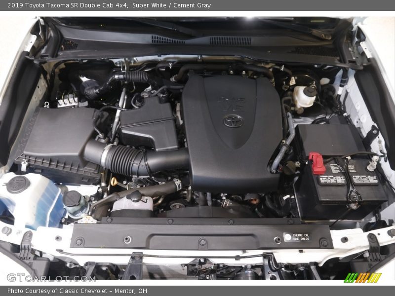 Super White / Cement Gray 2019 Toyota Tacoma SR Double Cab 4x4