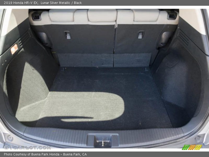 Lunar Silver Metallic / Black 2019 Honda HR-V EX