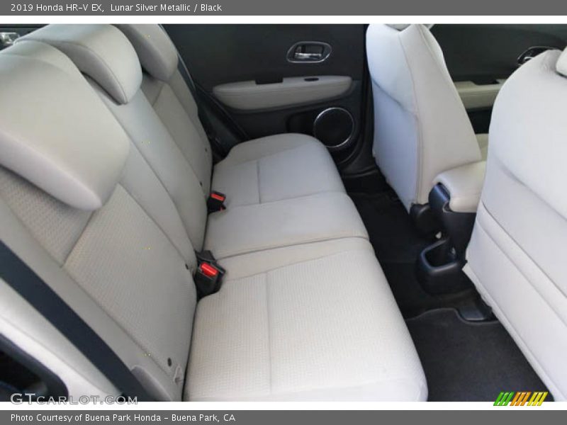 Lunar Silver Metallic / Black 2019 Honda HR-V EX