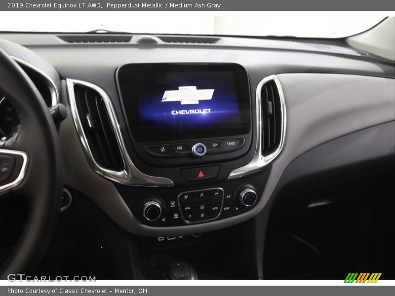 Pepperdust Metallic / Medium Ash Gray 2019 Chevrolet Equinox LT AWD