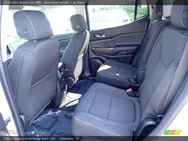 Quicksilver Metallic / Jet Black 2019 GMC Acadia SLE AWD
