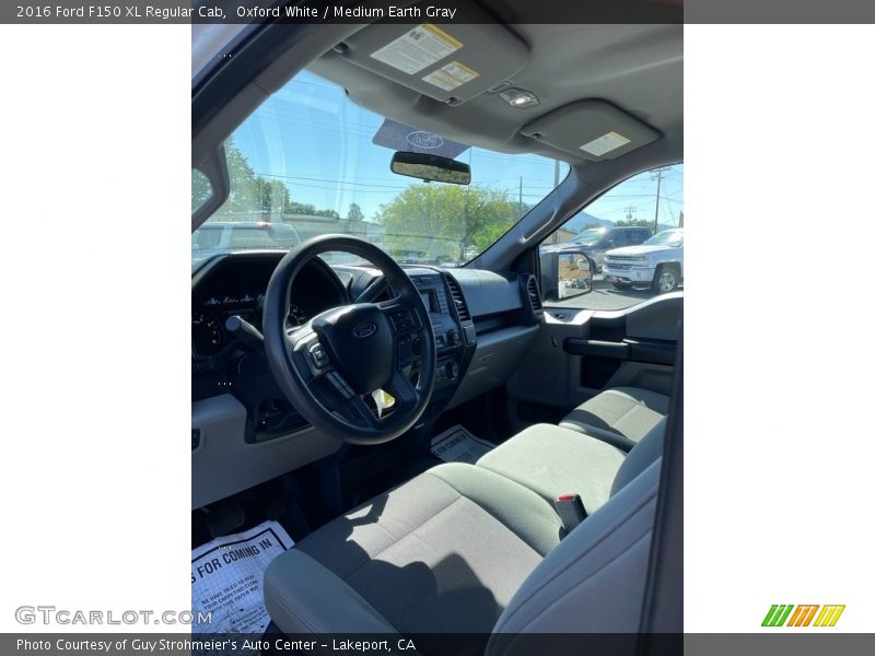 Oxford White / Medium Earth Gray 2016 Ford F150 XL Regular Cab
