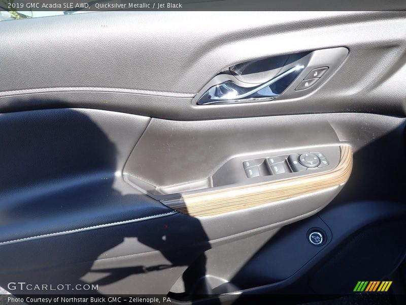 Quicksilver Metallic / Jet Black 2019 GMC Acadia SLE AWD